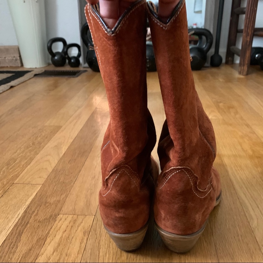 Vintage suede cowboy boots 8.5M